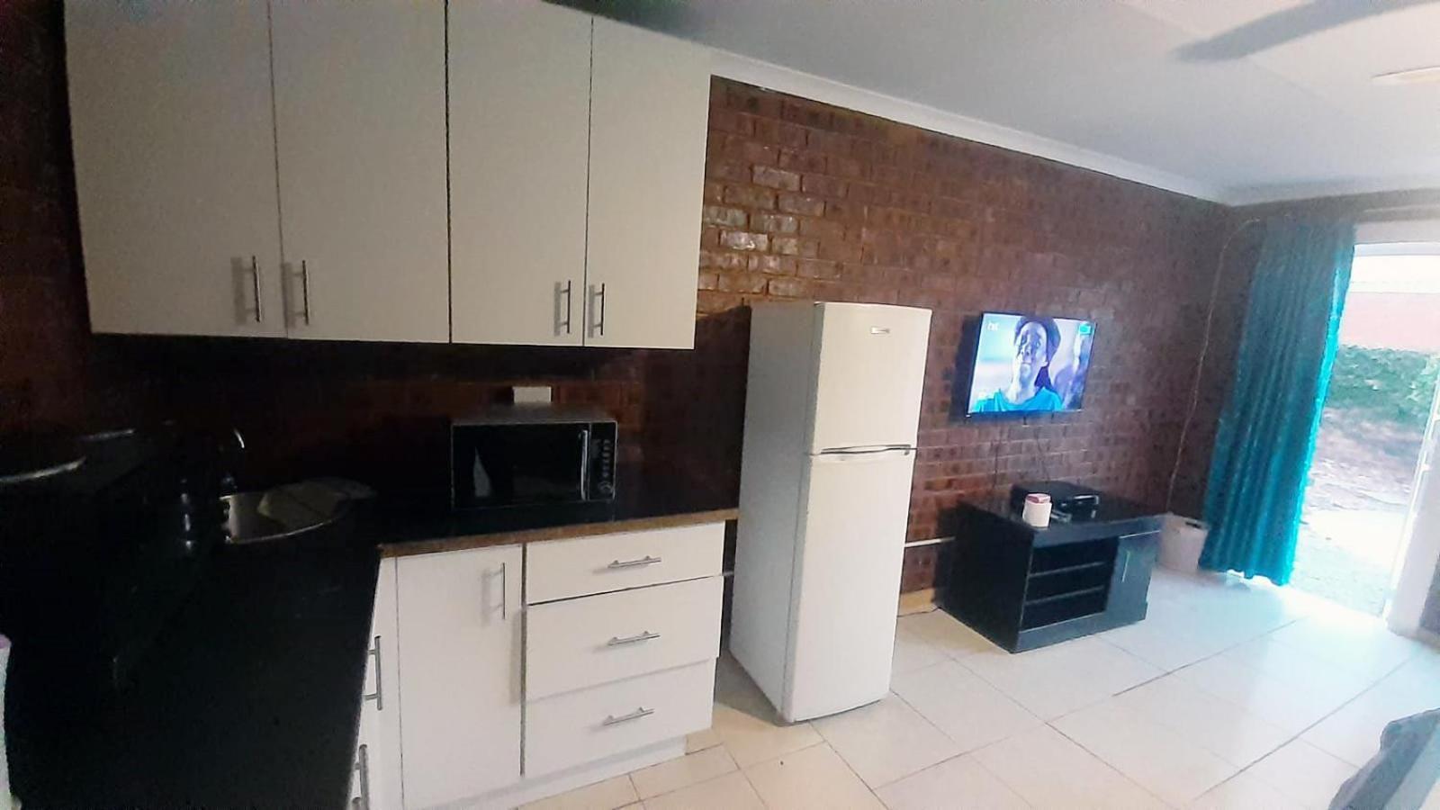 Cozy Hatfield Condo Pretoria Room photo